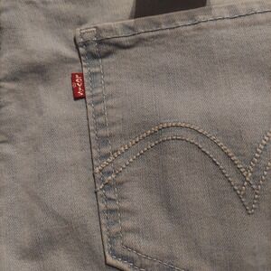 Levis Womens 518 Low-Rise Straight Leg Light Wash Jeans Size 15 NWT